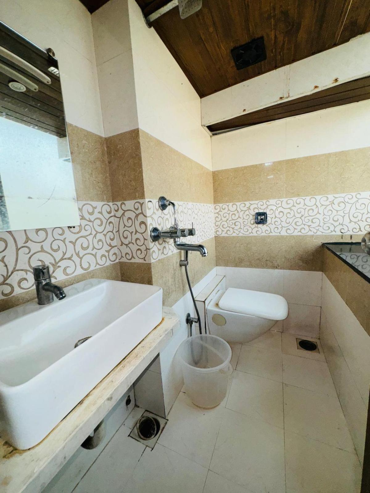 Hotel Artusinn Midc Andheri East Bombay Extérieur photo